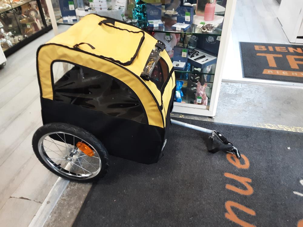 REMORQUE A VELO POUR ANIMAUX ROUES ET ATTACHE DEMONTABLES