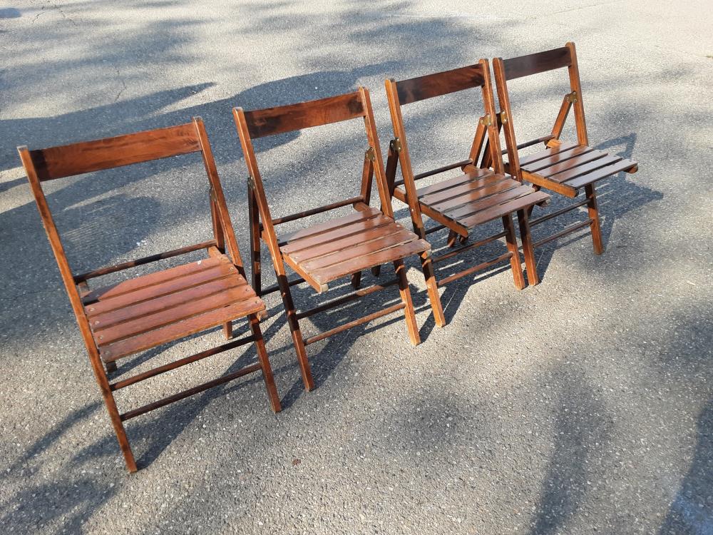 LOT DE 4 CHAISES EN BOIS PLIABLES DE JARDIN 