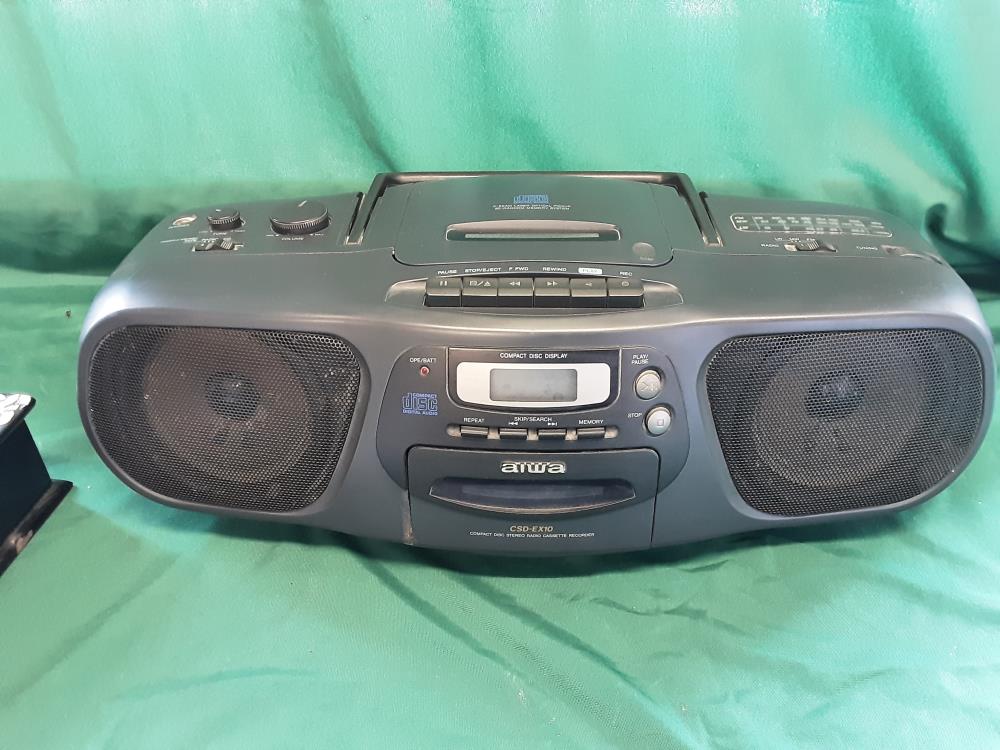 RADIO K7 CD AIWA