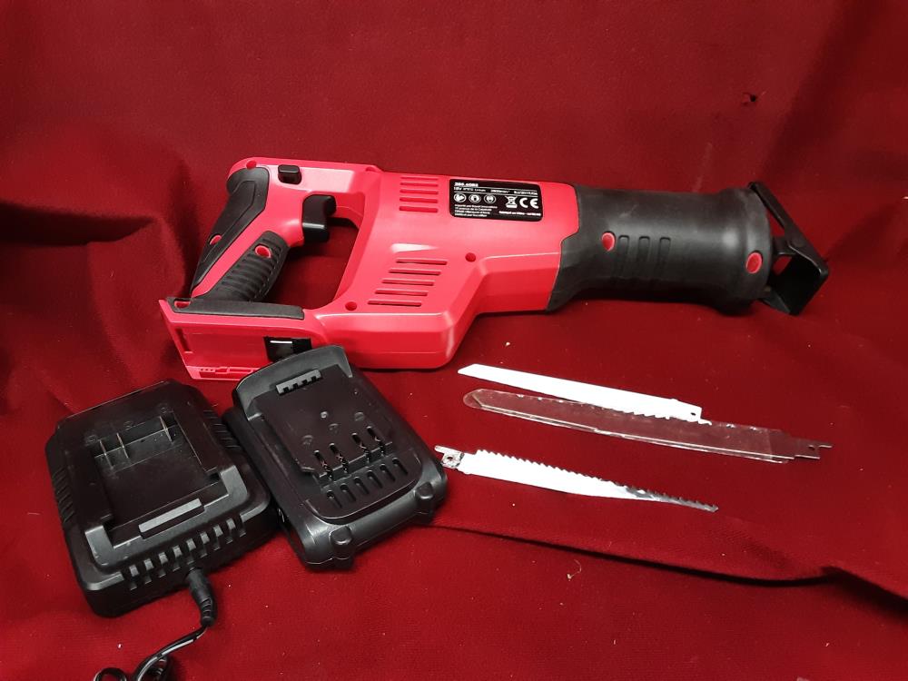 SCIE SABRE 1 BATTERIE AVEC CHARGEUR 18V