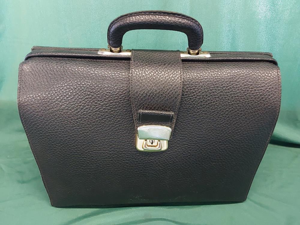 SACOCHE EN CUIR NOIR
