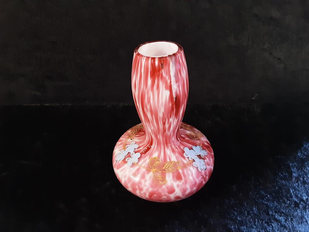 VASE EN PATE DE VERRE ROSE