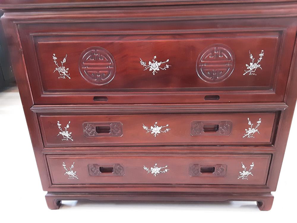 COMMODE CHINOISE EN BOIS 