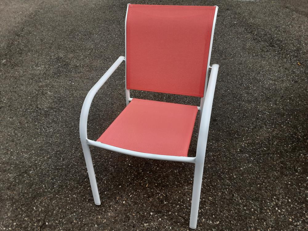 CHAISE DE JARDIN ROSE