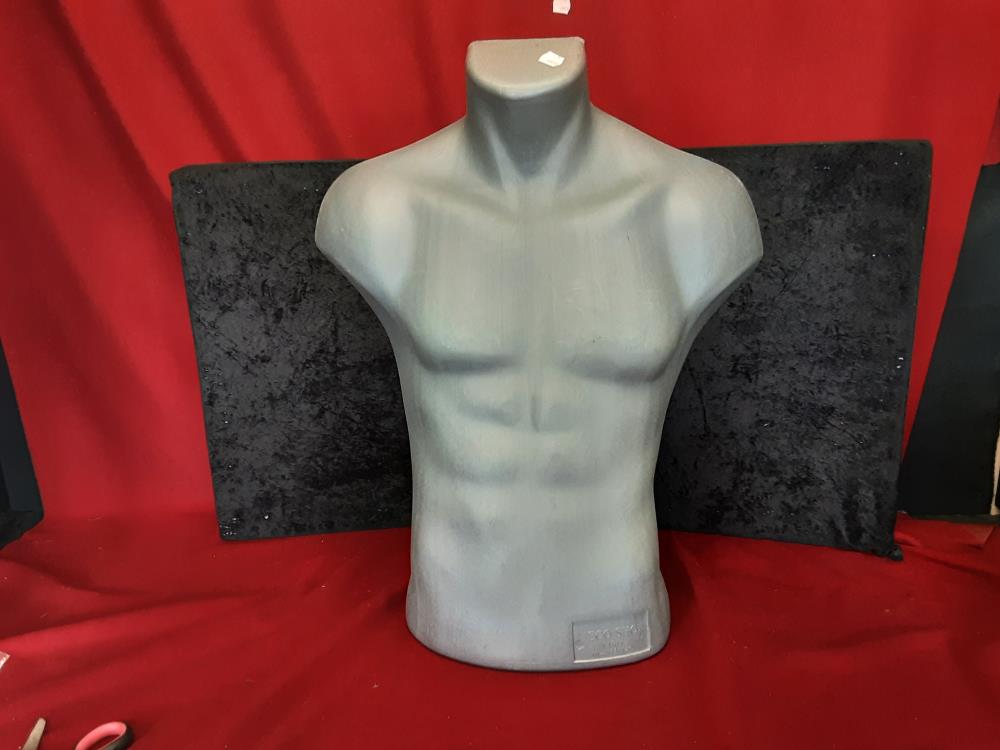 BUSTE HOMME EN PVC HOMME GRIS