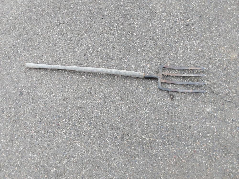 FOURCHE BECHE