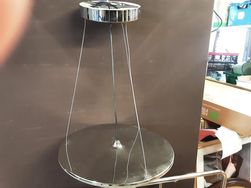 LUSTRE CHROME PLAT A LED