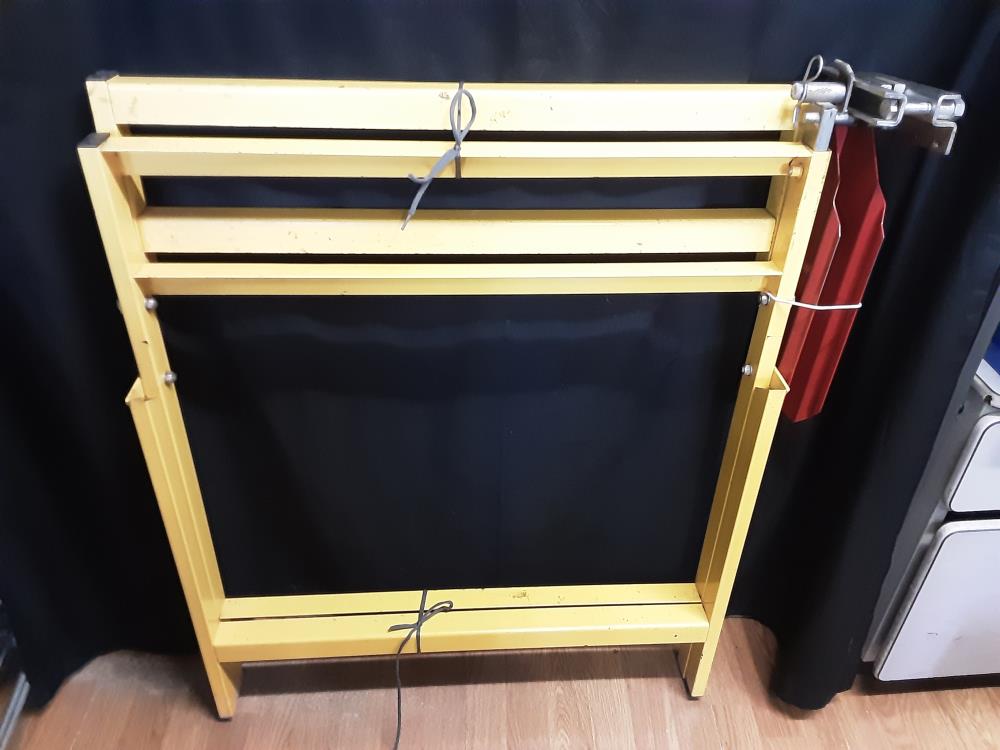 COUPE BUCHES AVEC FIXATION POUR TRONCONNEUSE