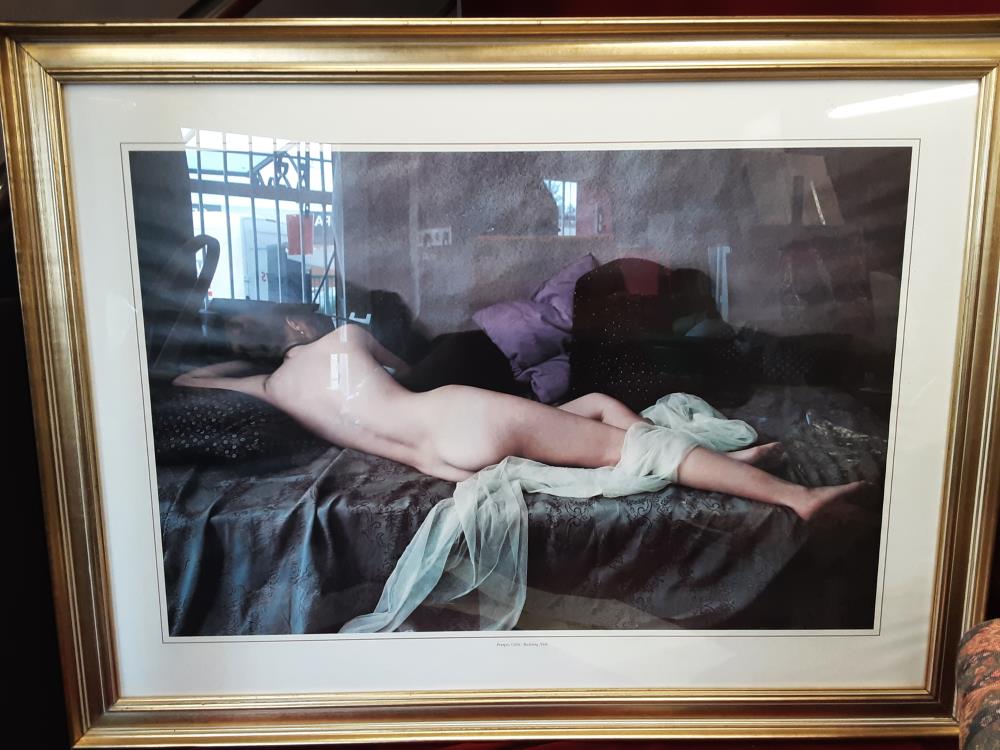 TABLEAU FEMME NUE CONTOUR DORÉ