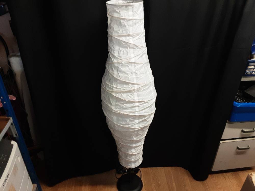 LAMPADAIRE ABAT JOUR PAPIER