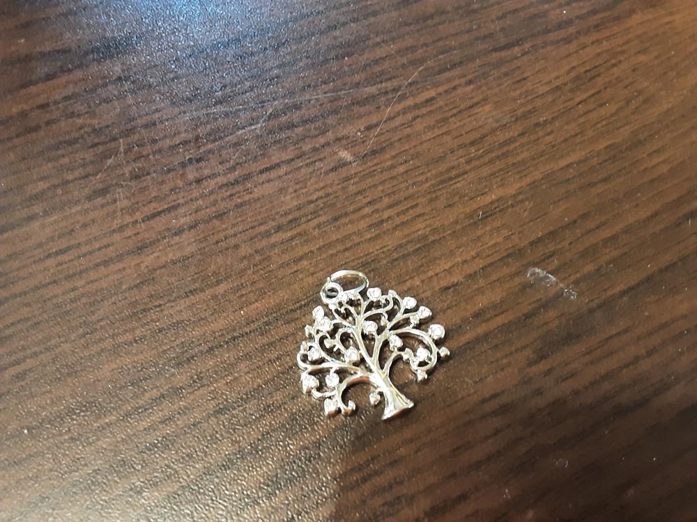 PENDENTIF ARBRE DE VIE
