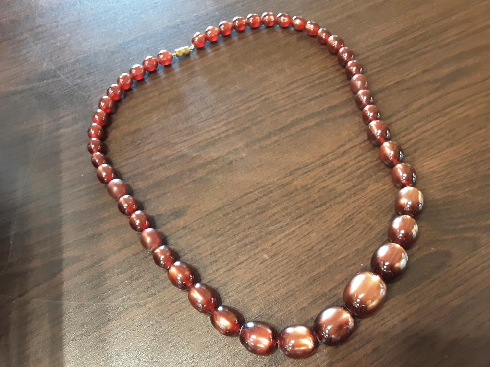 COLLIER PERLES BRUNES