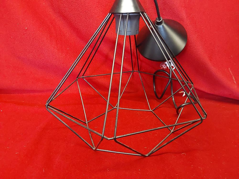 LUSTRE METAL NOIR AJOURE