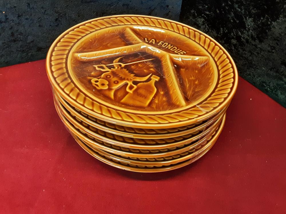 LOT DE 6 ASSIETTES A FONDUES
