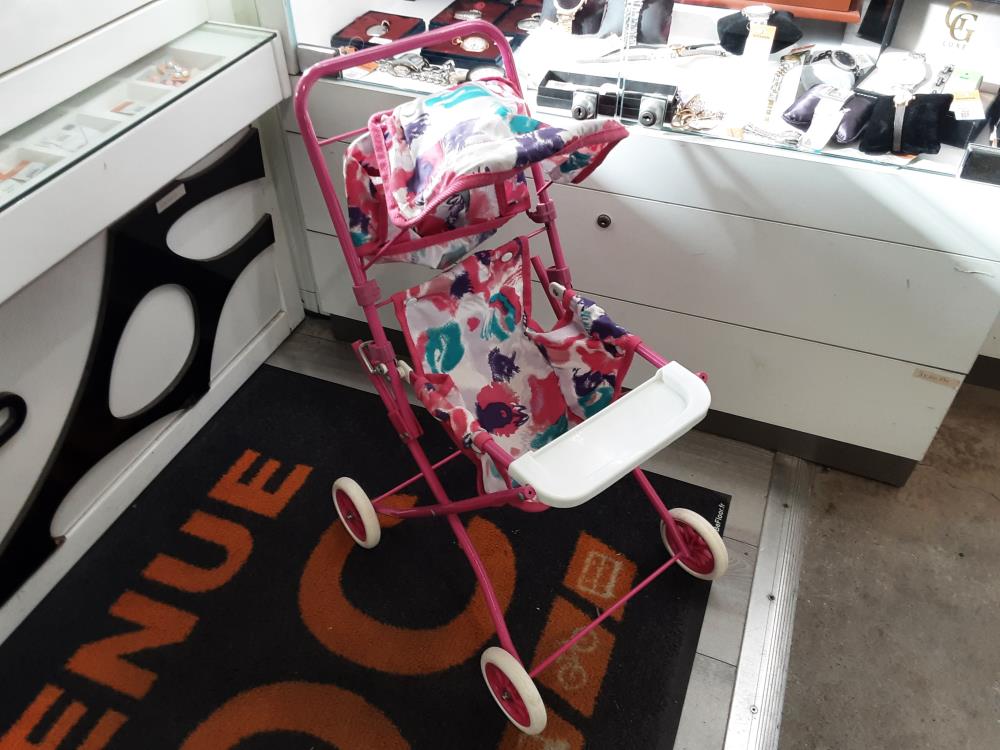 POUSSETTE A POUPEE ROSE