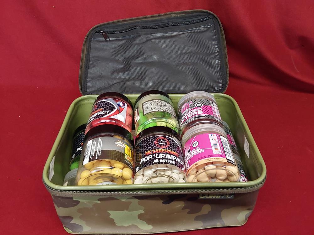 TROUSSE AVEC BOUILLETTES 
