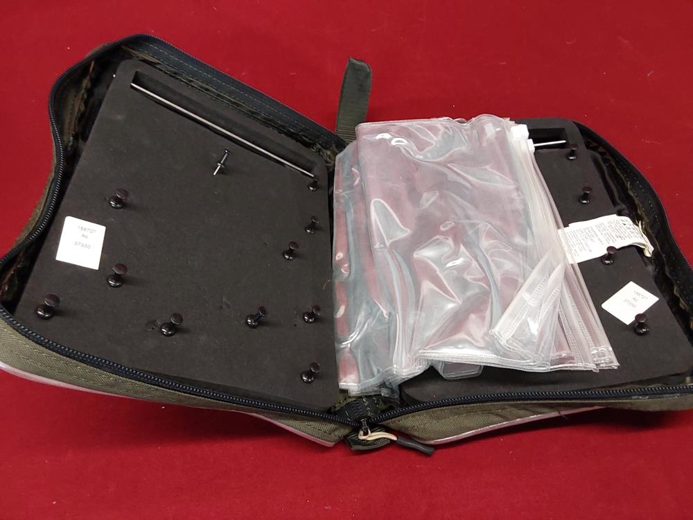 TROUSSE POUR MONTURES CARPES CAPELAN
