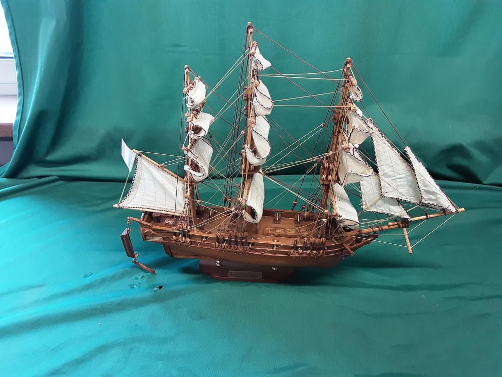 BATEAU EN BOIS MINIATURE ASTROLABE 1811-1851