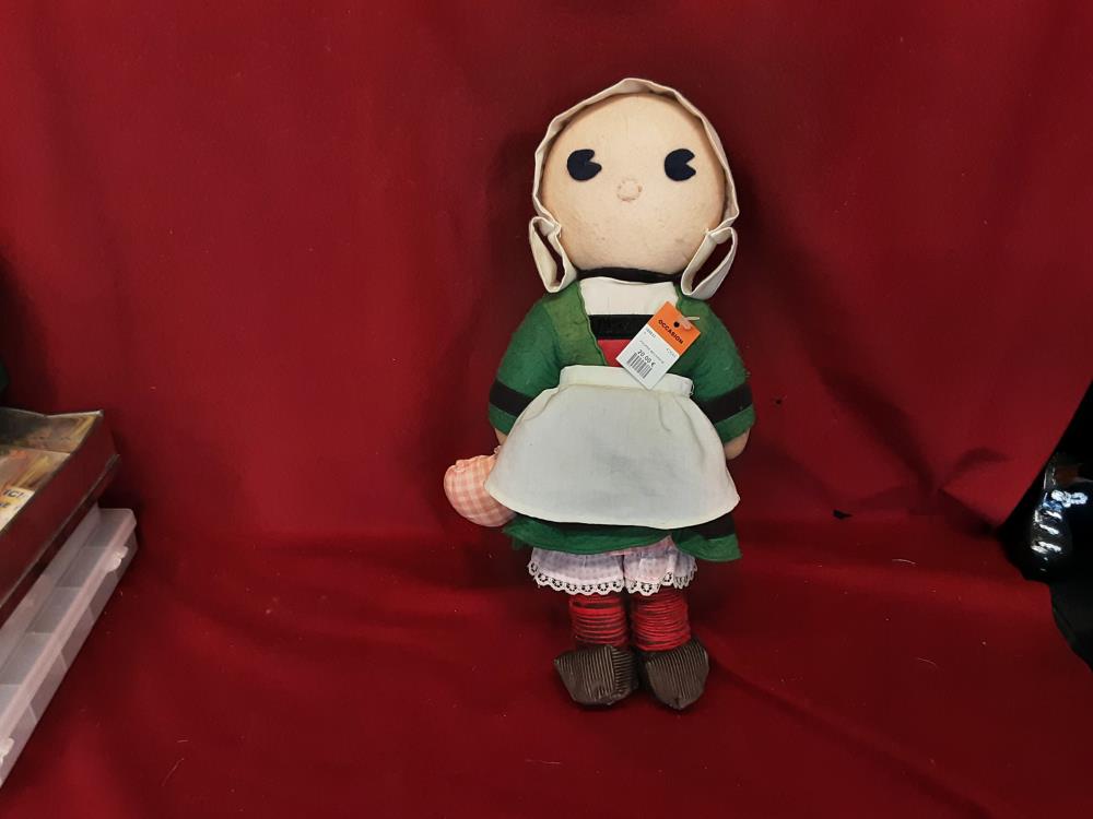 POUPEE BECASSINE
