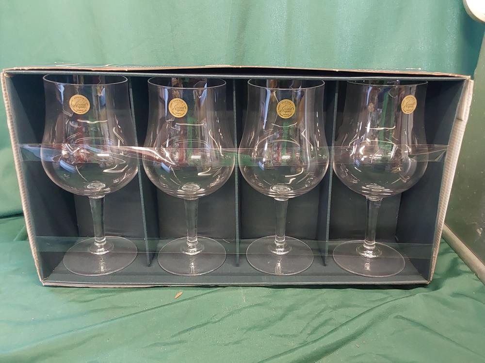 LOT DE 4 VERRES A BOURGOGNE EN CRISTAL 