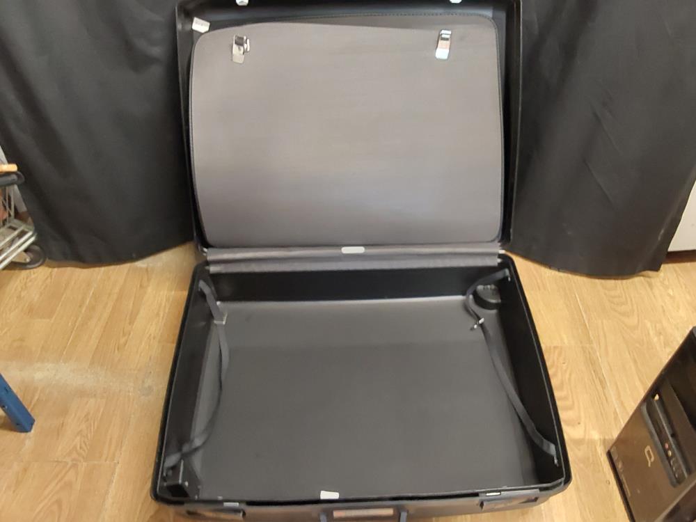 VALISE DELSEY NOIRE AVEC CLÉ 