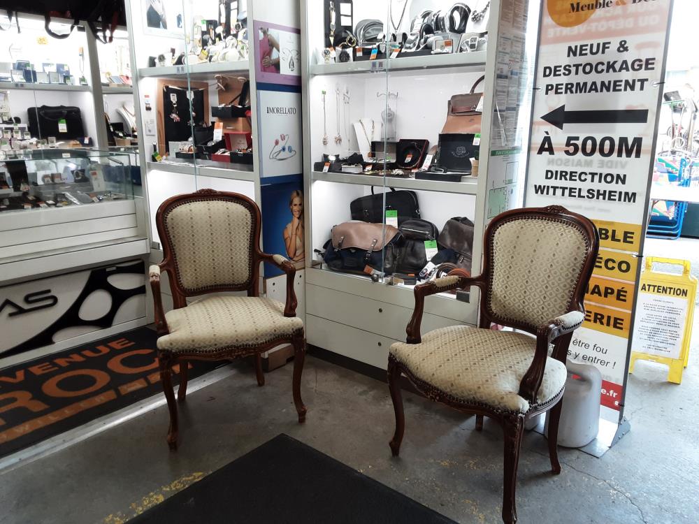 FAUTEUIL BERGERE BEIGE