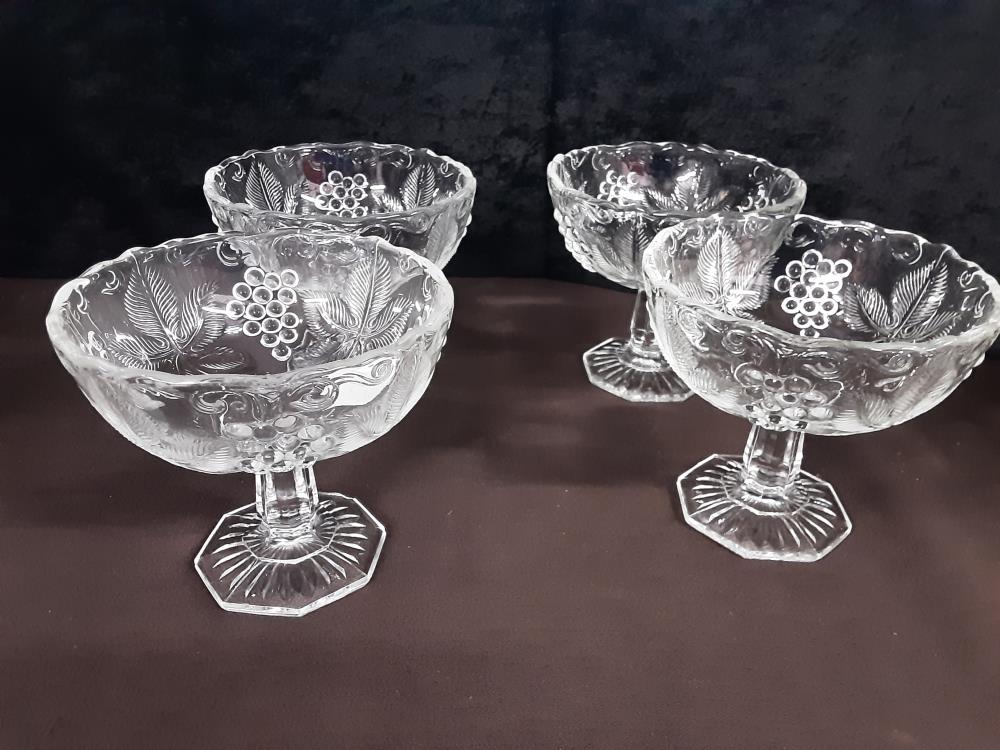 LOT DE 4 COUPES A GLACE TGM 