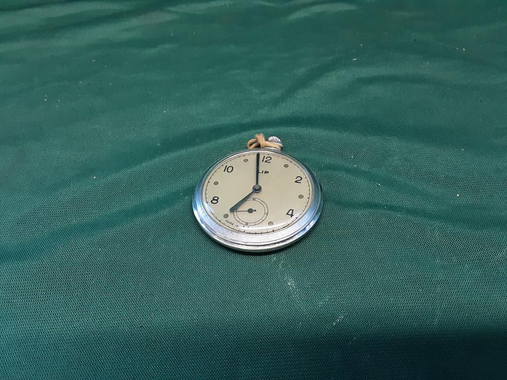 MONTRE A GOUSSET LIP