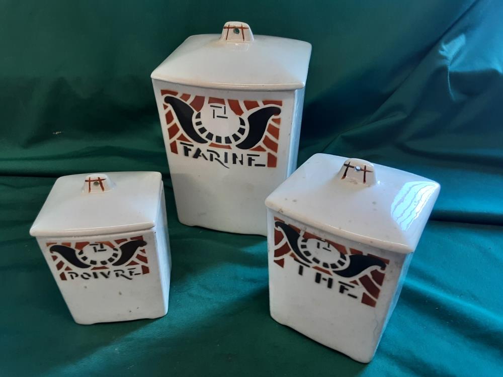 LOT DE 3 POTS PORCELAINE AVEC COUVERCLES