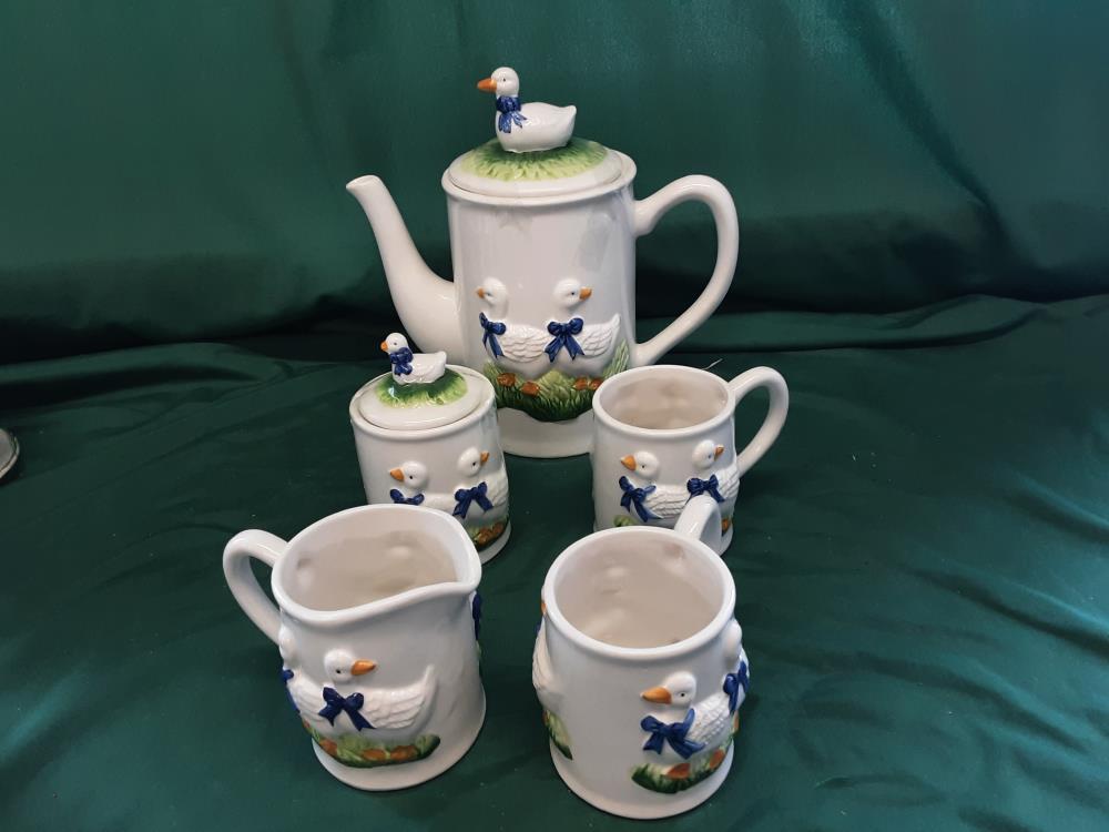 TETE A TETE CAFE MOTIF OIES