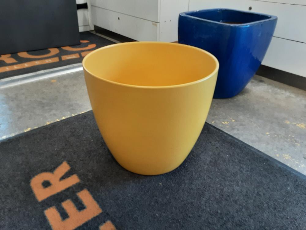 CACHE POT ROND JAUNE