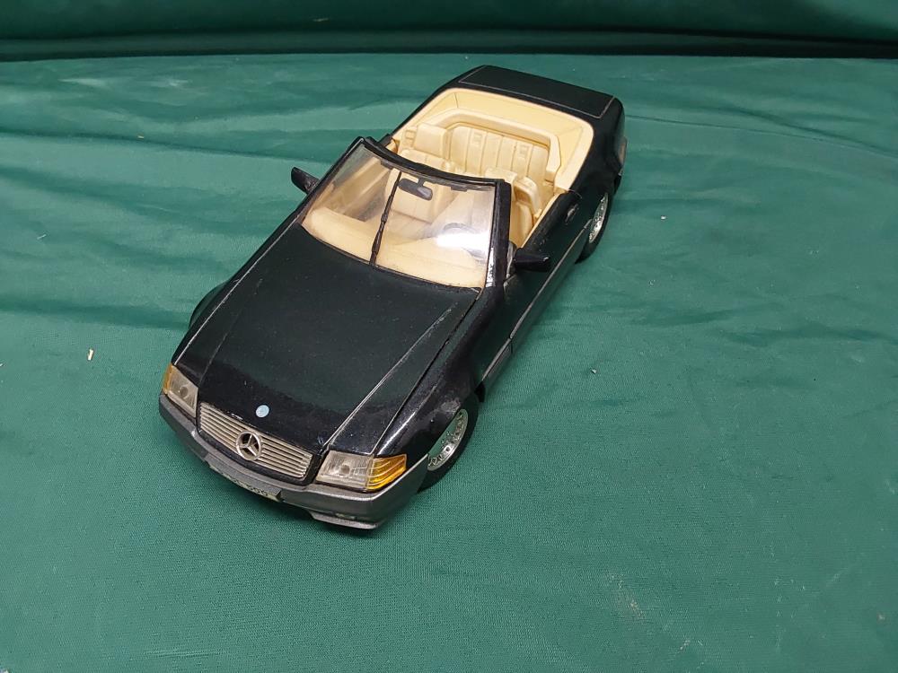 MERCEDES 500SL 1989 1/18