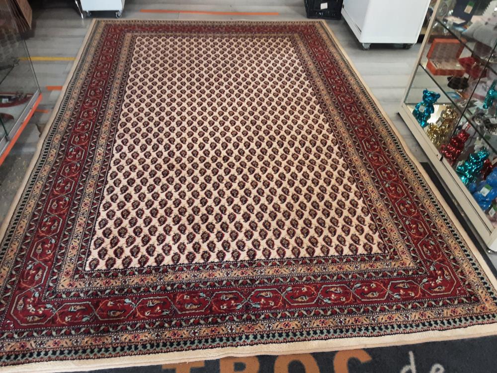 TAPIS TONS ROUGE ET CREME 195 X 295