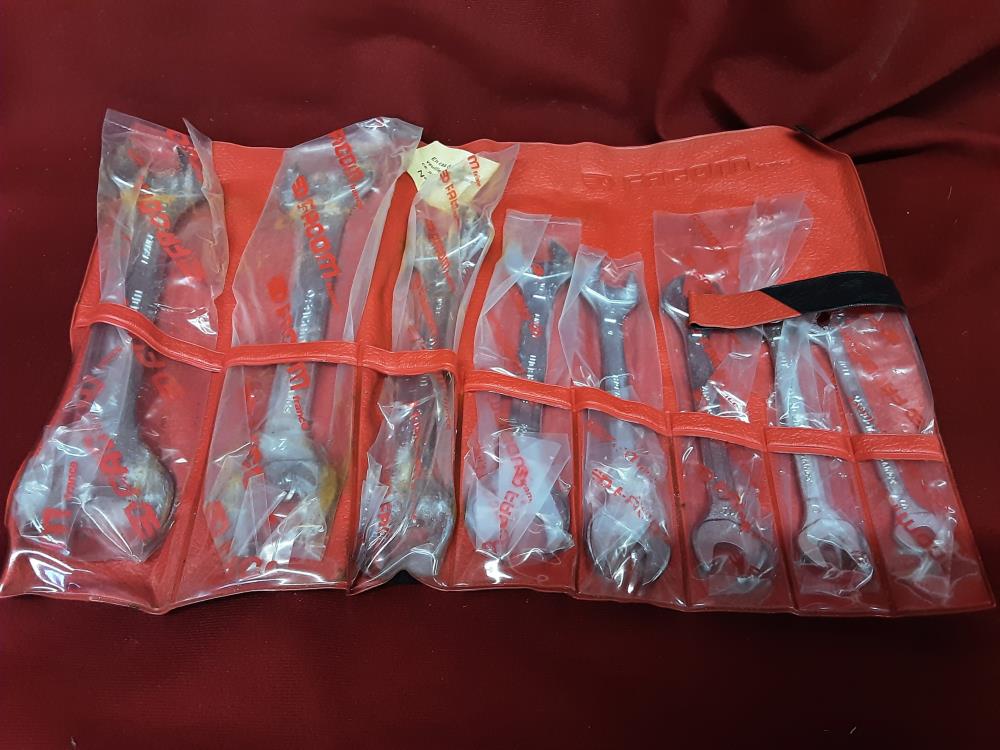 LOT DE 8 CLÉS PLATES FACOM