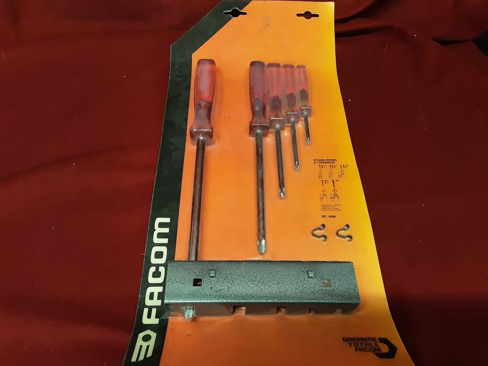 LOT DE 5 TOURNEVIS CRUSIFORMES FACOM