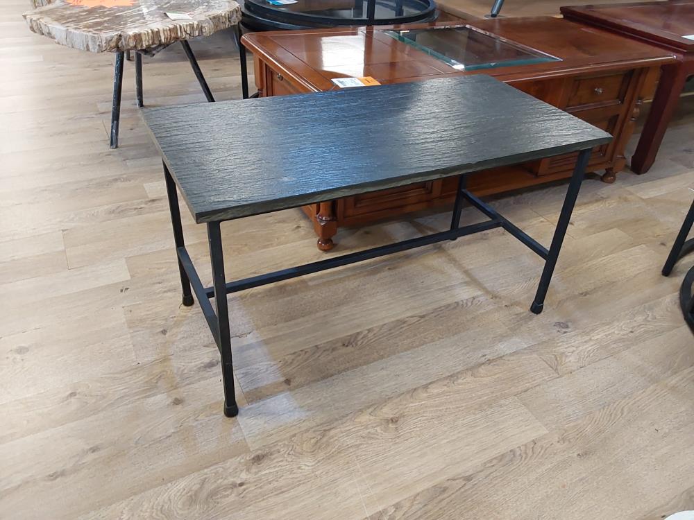 TABLE BASSE PLATEAU  ARDOISE  PIED METAL NOIR