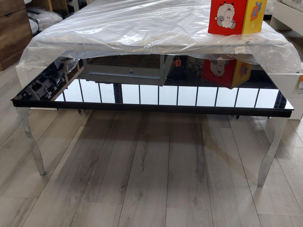 TABLE BASSE PLATEAU VERRE NOIR PIED METAL
