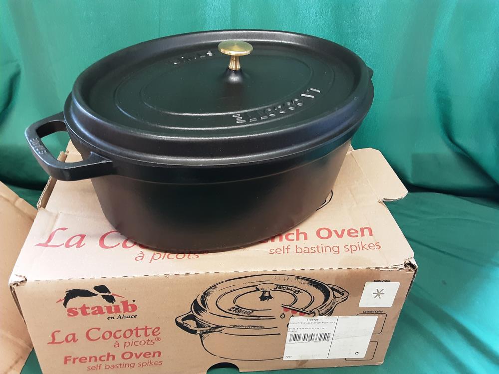 COCOTTE STAUB FONTE OVALE 