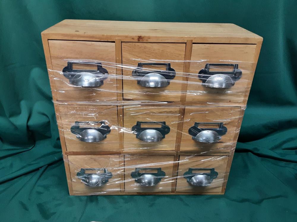 CASIER 59 EN BOIS 9 TIROIRS