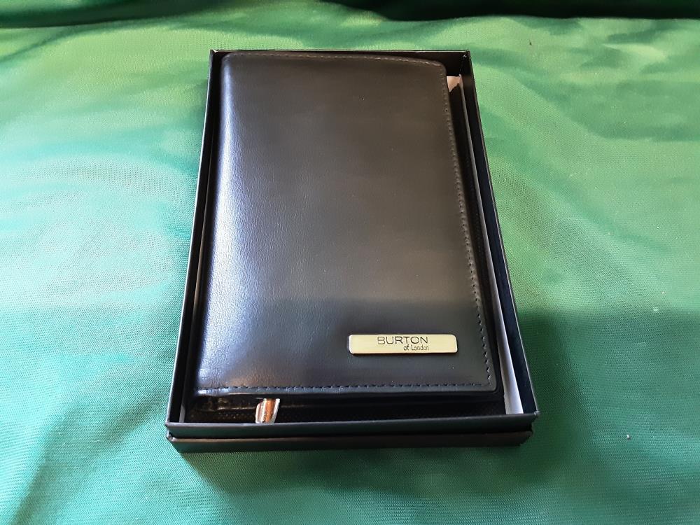 PORTEFEUILLE 27 CUIR NOIR BURTON 