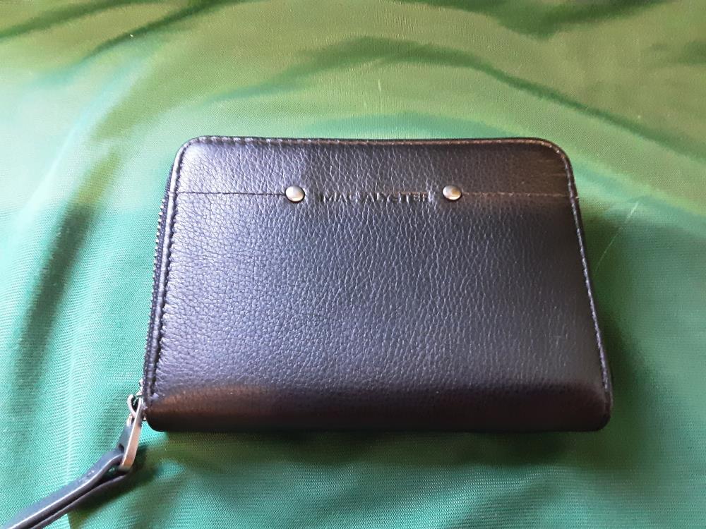 PORTEFEUILLE 28 CUIR NOIR MAC ALYSTER
