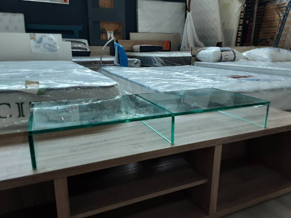 REHAUSSEUR DE TV EN VERRE