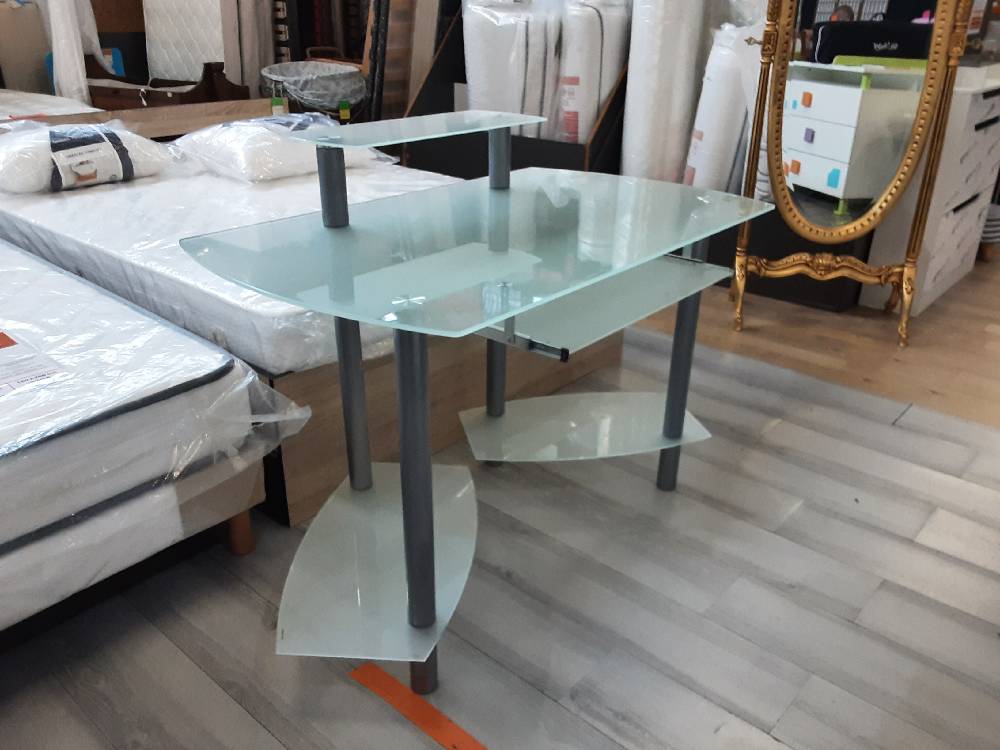 BUREAU EN VERRE ET METAL