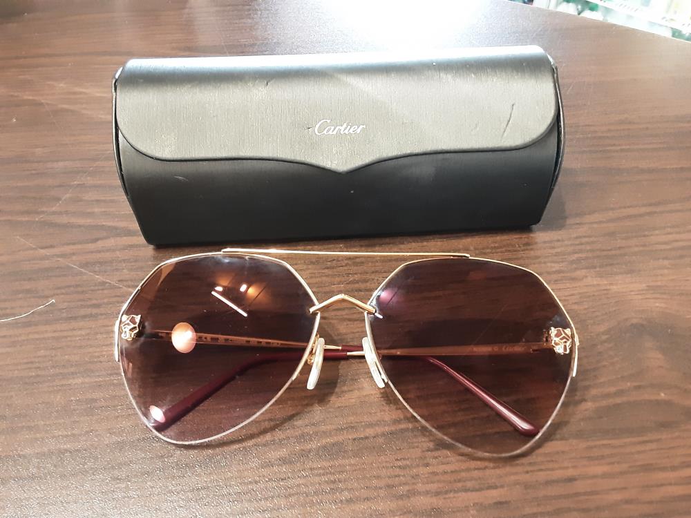 PAIRE DE LUNETTES DE SOLEIL CARTIER CT0355S XL CAT.2 DANS SON ETUI
