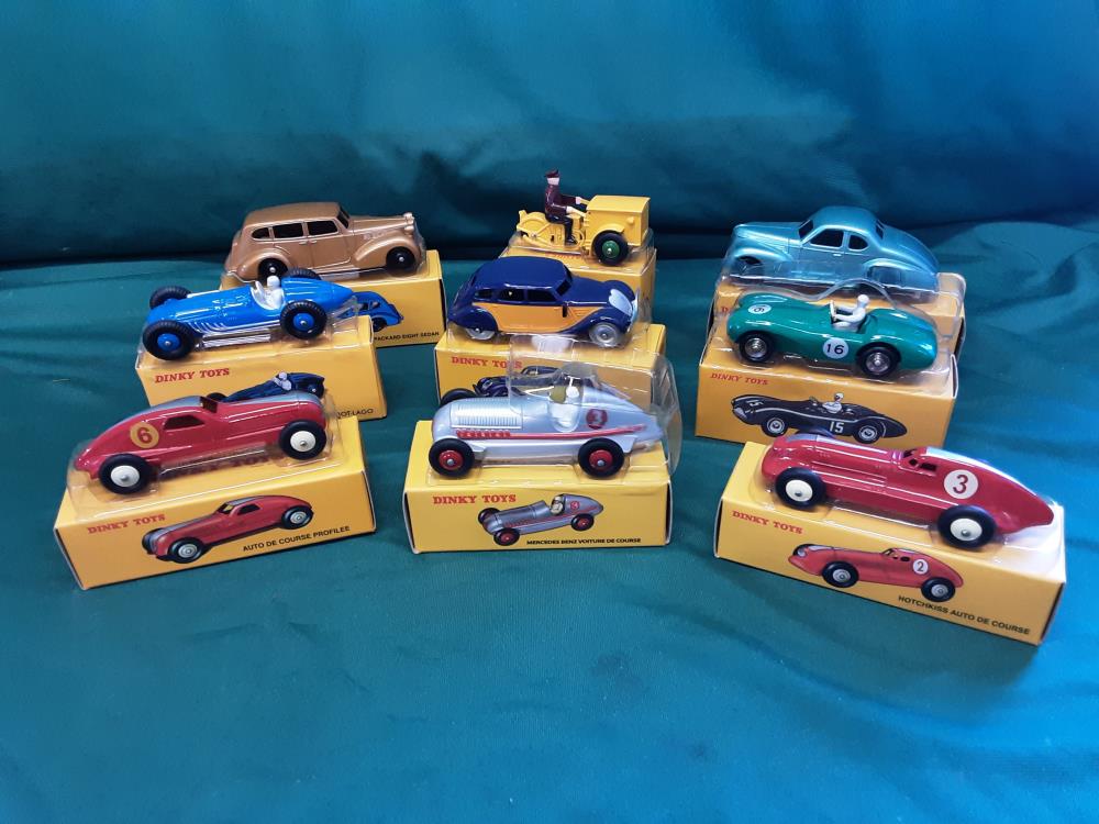VOITURE DINKY TOYS ATLAS 1/43
