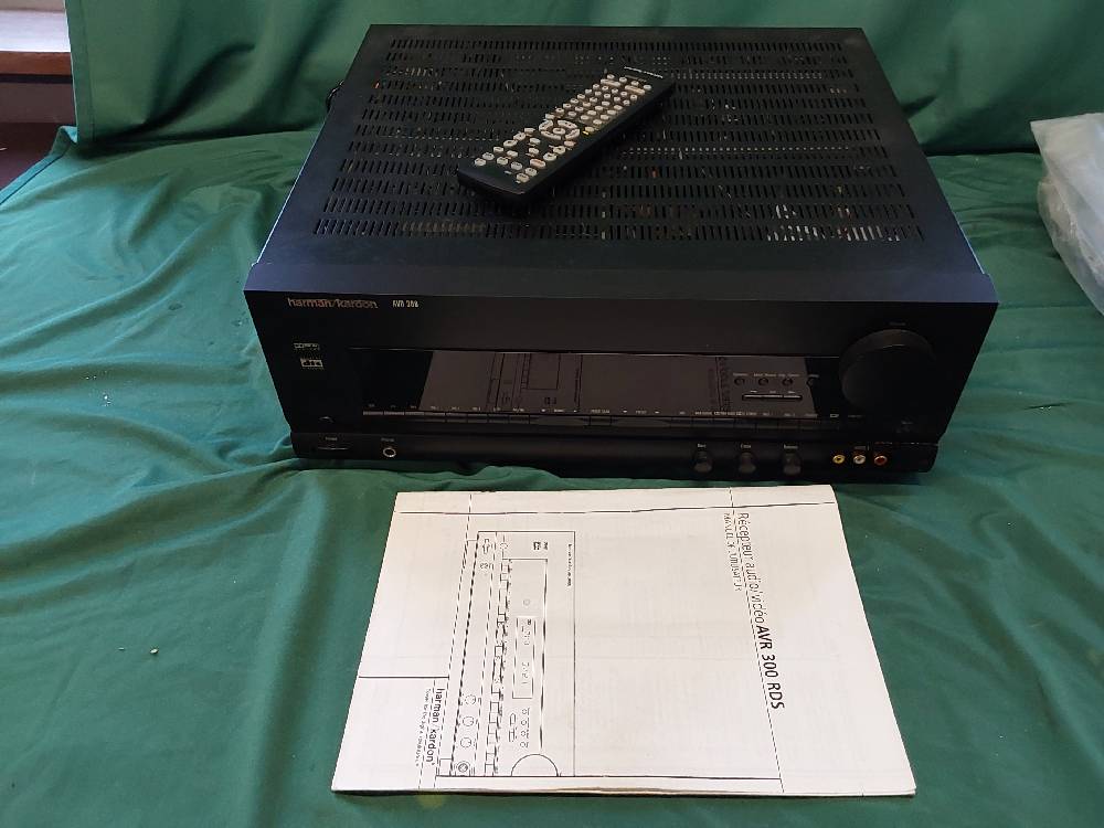 AMPLI HOME CINEMA HARMAN/KARDON AVR 300