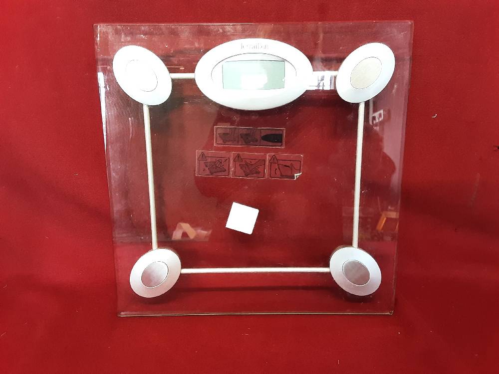 PÈSE PERSONNE TERRAILLON