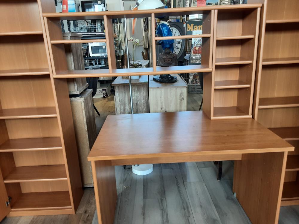 ENSEMBLE DE BUREAU 3 PORTES + ETAGERES