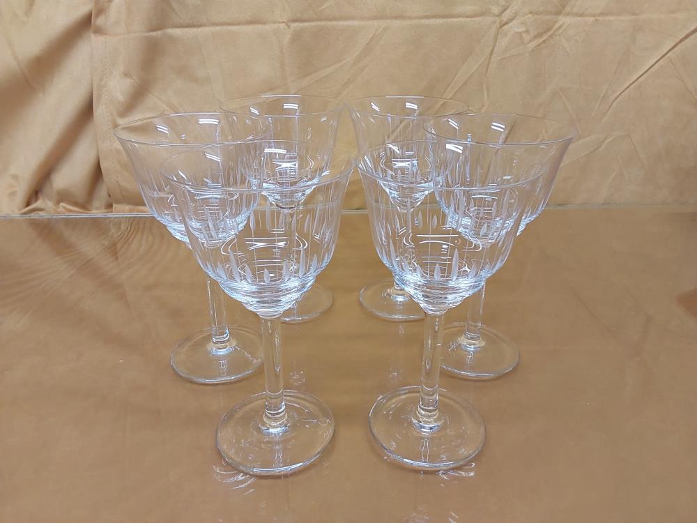 LOT DE 6 VERRES A EAU CRISTAL TAILLÉS