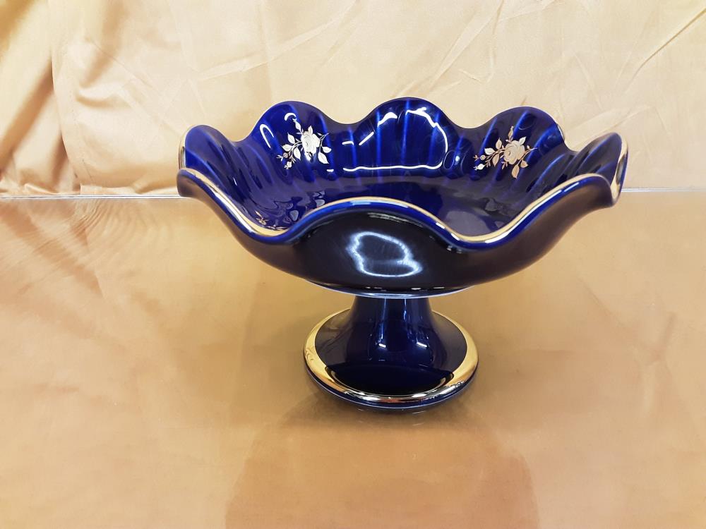 COUPE SUR PIED PORCELAINE BLEUE ET DORÉE